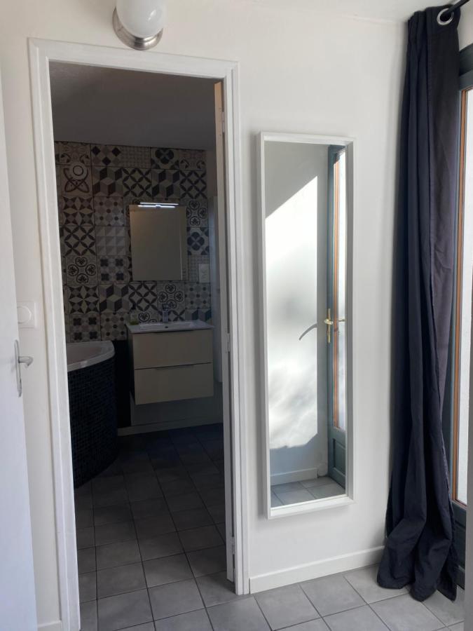 Апартаменти Grand Studio De 38M2 Et Cour Independante De 25M2 Dont Wifi Et Netflix Монпельє Екстер'єр фото